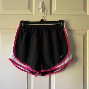 black/pink nike shorts